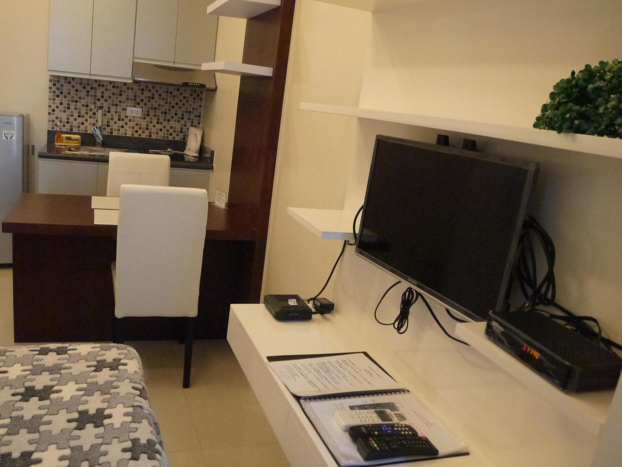 Happirest Serenity Inn, The Beacon Condominium, 마카티 외부 사진